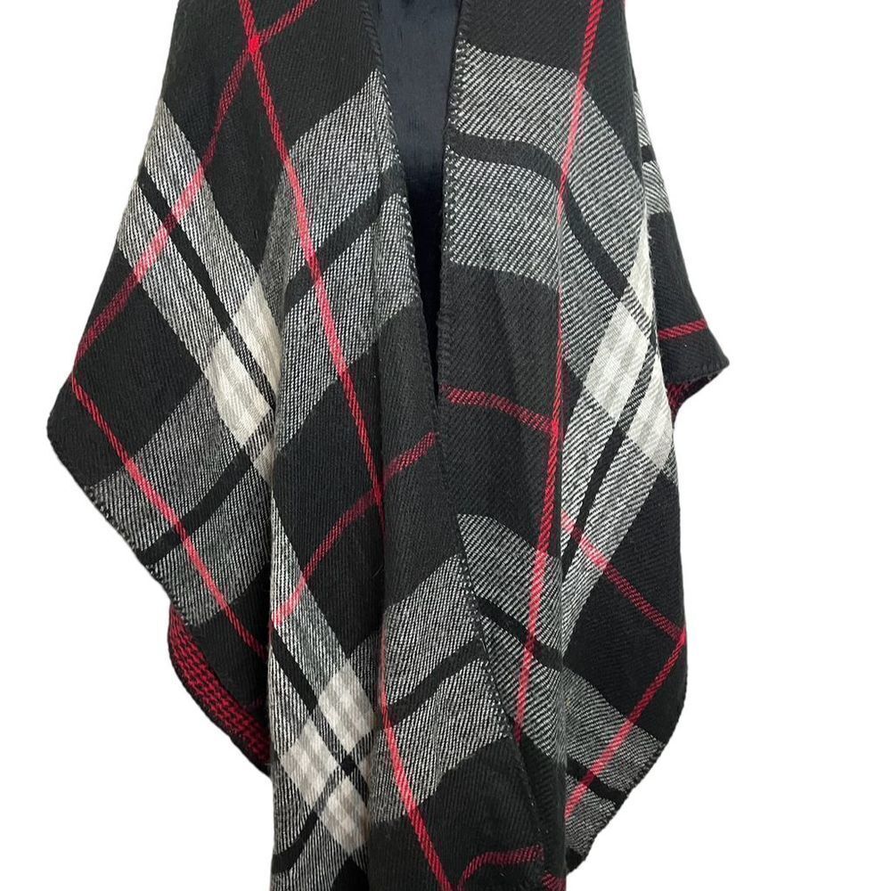 Woolrich Red Black Cape/Shaw Reversible Wool *WARM & COZY - Picture 4 of 12